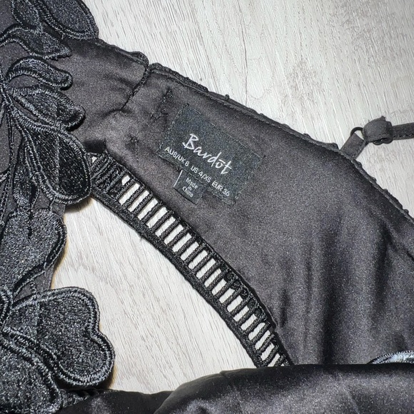 Bardot Botanica Lace Dress XS - Picture 4 of 6